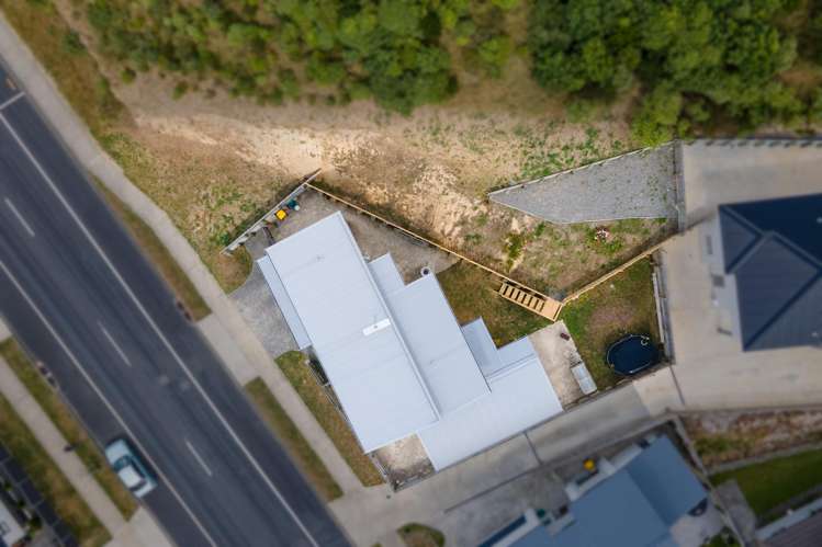 33 Melksham Drive Churton Park_21