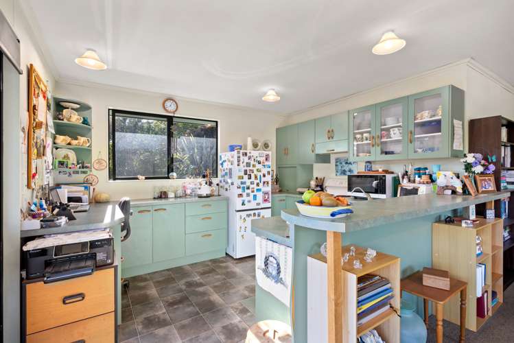 2067 Kenepuru Road Kenepuru Sound_11