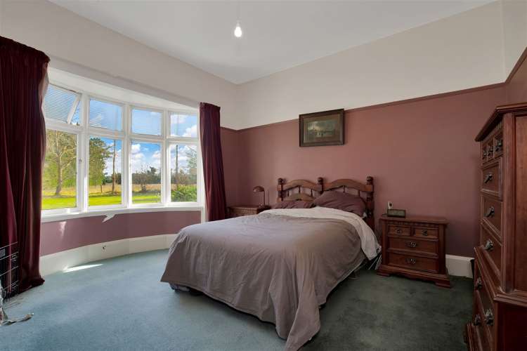 742 Downs Road West Eyreton_17