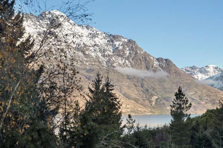 84 Thompson Street Queenstown_18