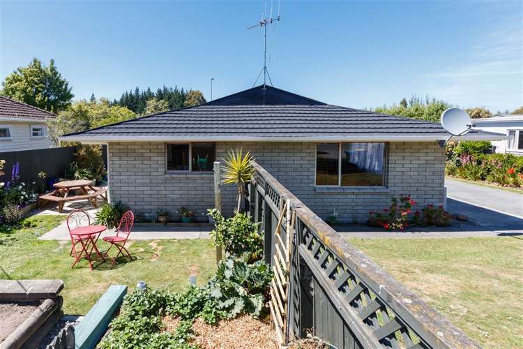 329 Kimbolton Road Feilding_16