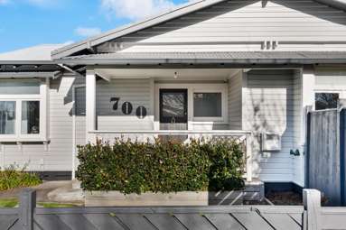 700 Queen Street West_3