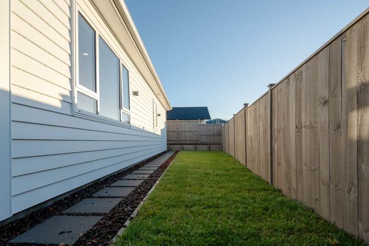 7 Henl Lane Wainui_4