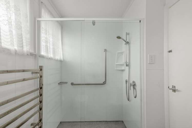 80 Longfellow Street Trentham_12