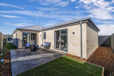 21 Croucher Street_3