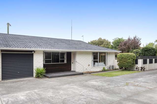 Beckenham Beauty - Out of Sight Not Out of Reach