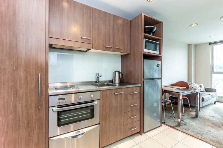 303/85 Beach Road Auckland Central_1