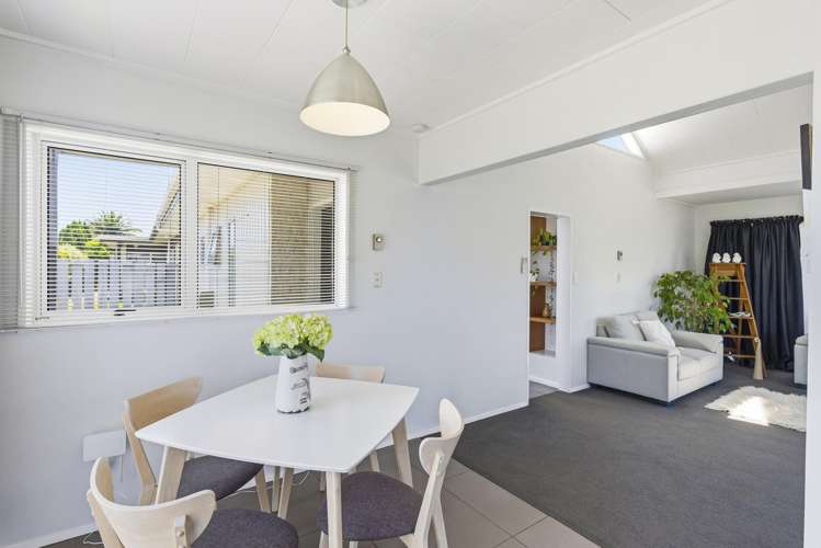 2 Cypress Grove Paraparaumu_15