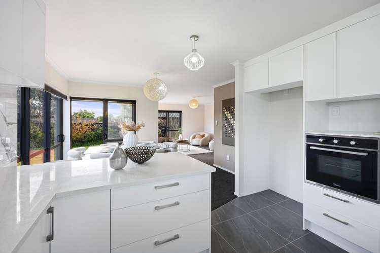 4 Cottesmore Place Huntington Park_16