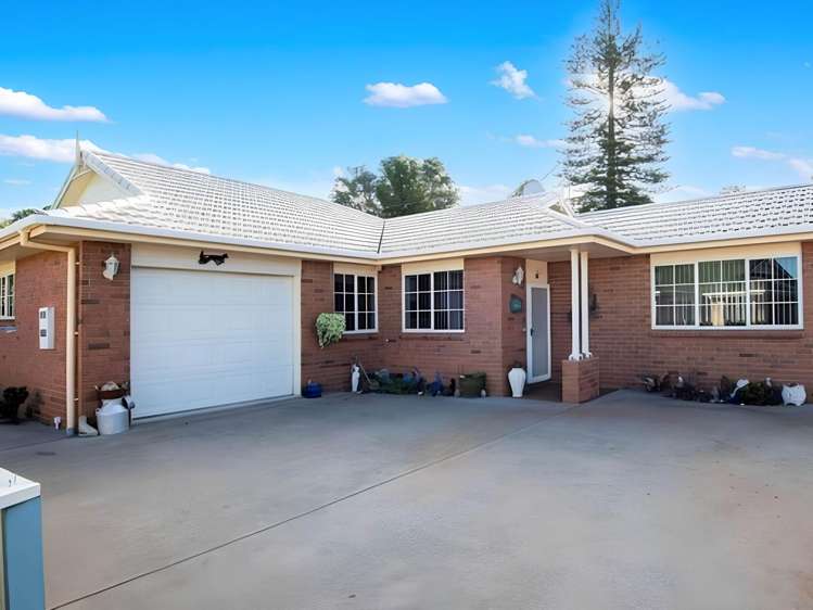 2/1 Sierra Avenue_0