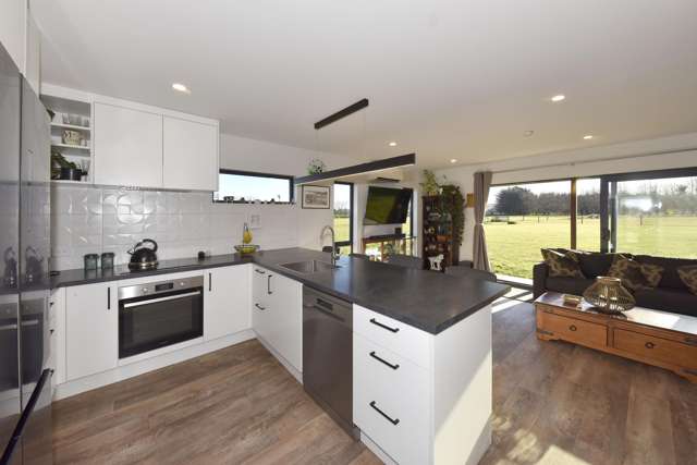 637 Cullens Road Darfield_4