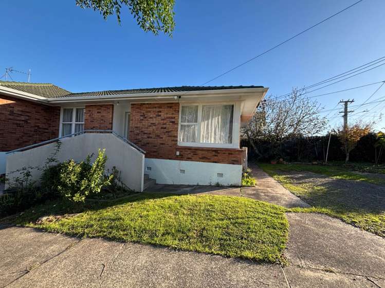 1/158 White Swan Road Mt Roskill_0