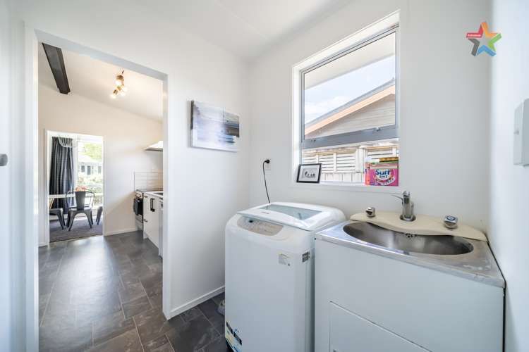 3 Karamea Grove Wainuiomata_15