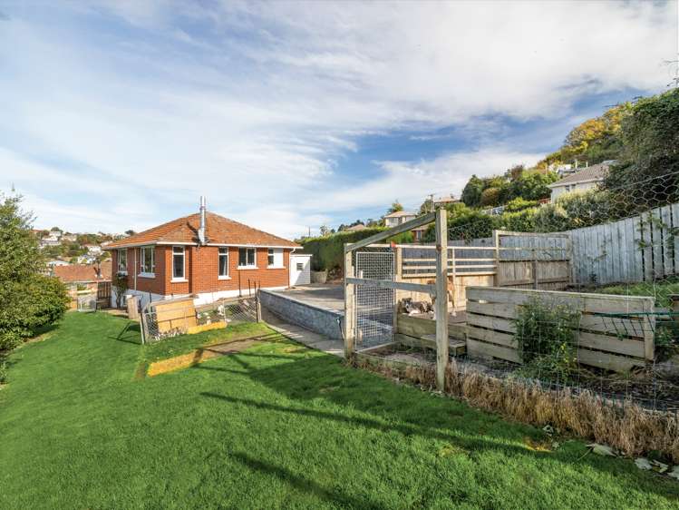 38 Lindsay Road Caversham_16