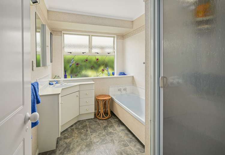 10 Coleridge Place Stoke_16