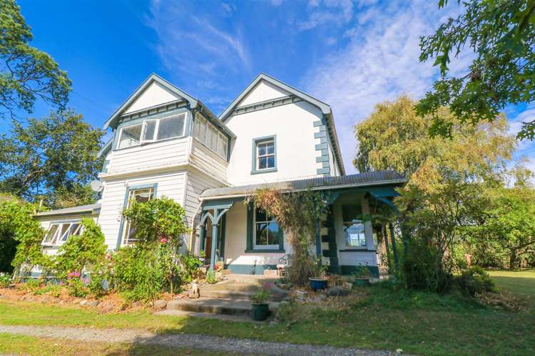 166 Barton Road Fairview_25