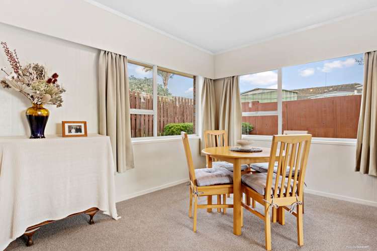 2/3 Pamela Place New Lynn_5
