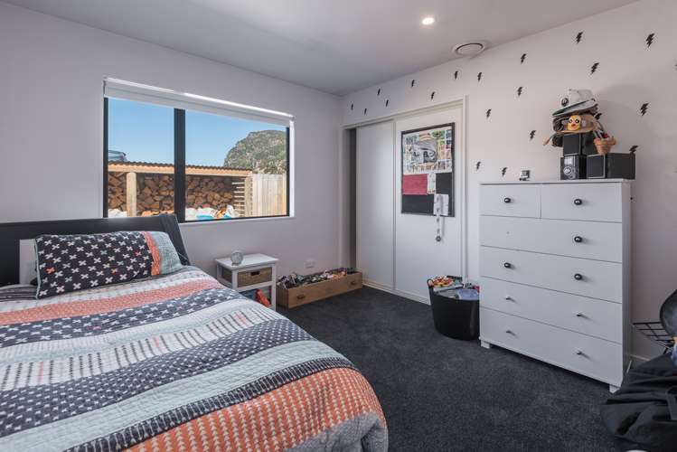 17 Snowberry Street Albert Town_11