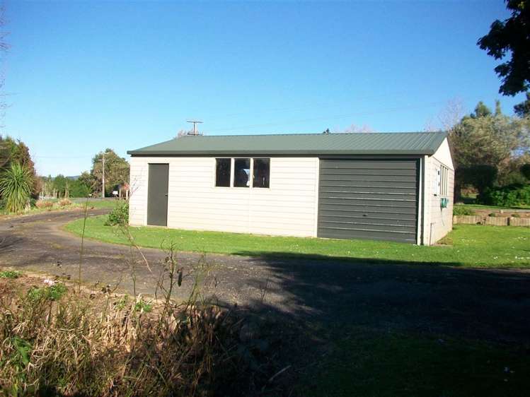 16 Poland Street Waikino_23