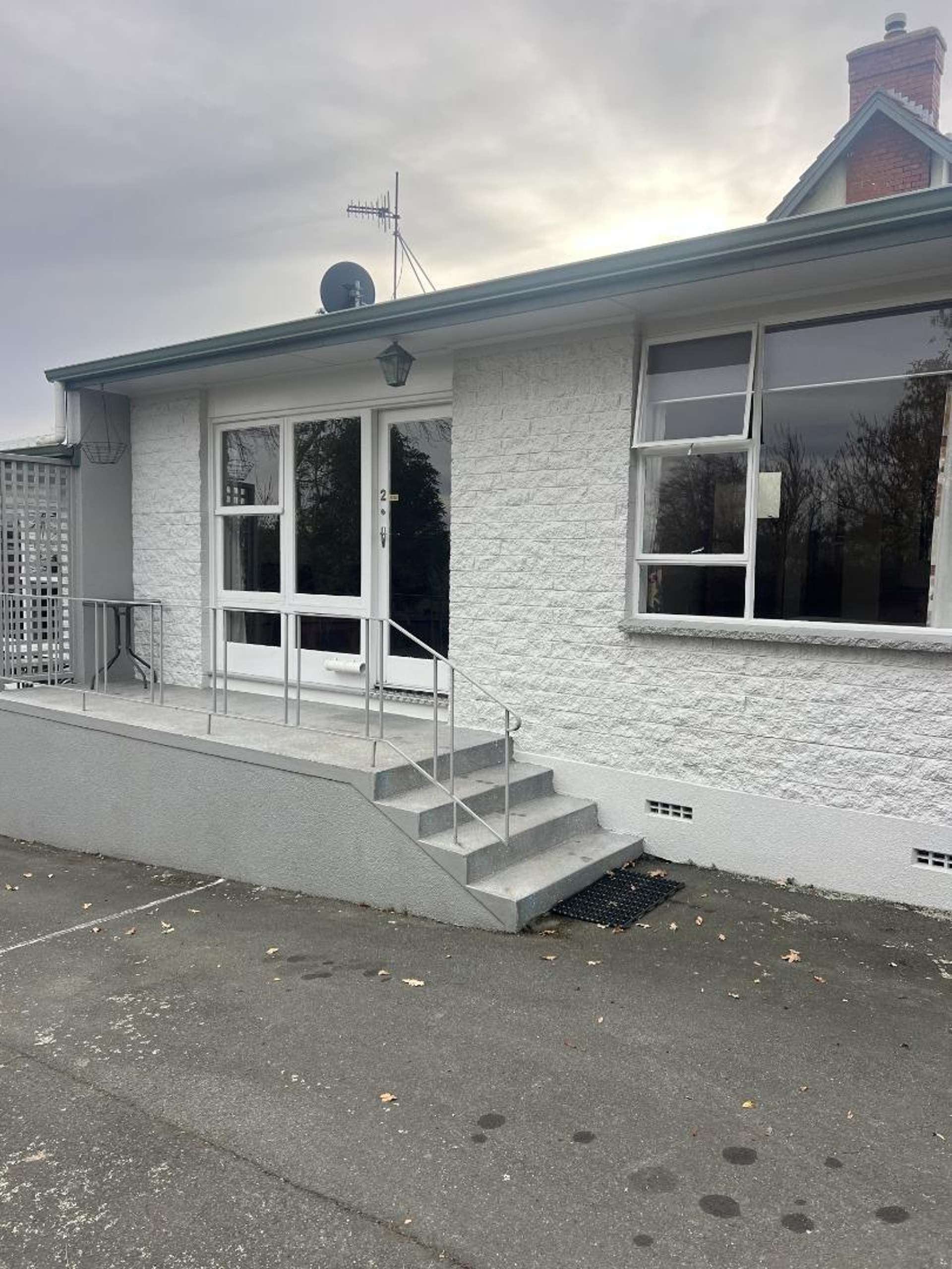 2/12 White Street 11293_0