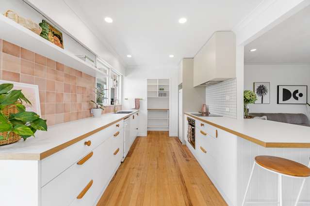 16 Washington Crescent Redwoodtown_4