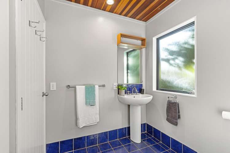 533 Wainui Road Raglan_16