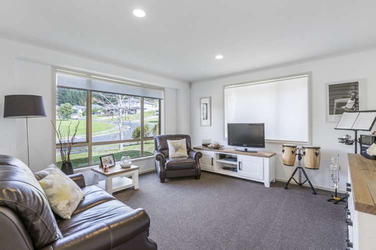 10 Barwick Place Stanmore Bay_3
