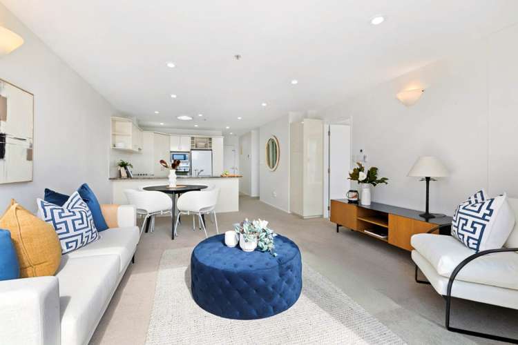 5H/175 Hurstmere Road Takapuna_6