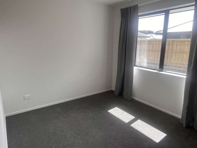 61 Northmoor Boulevard Rolleston_11