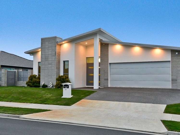 19 Mataroa Crescent Flagstaff_21