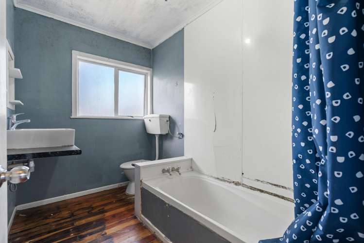 15 & 15A Freyberg Crescent Pukekohe_9