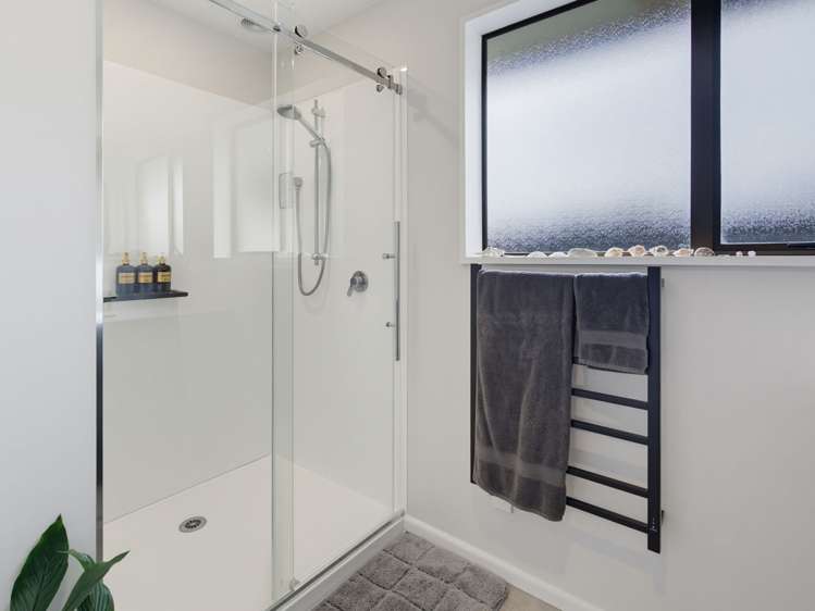 2/244 Main North Road Redwood_12