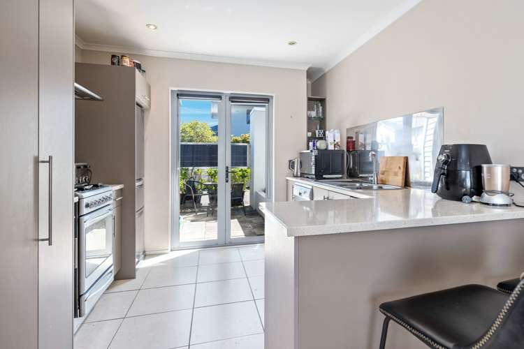 2/13 Fletcher Street Taupo_6