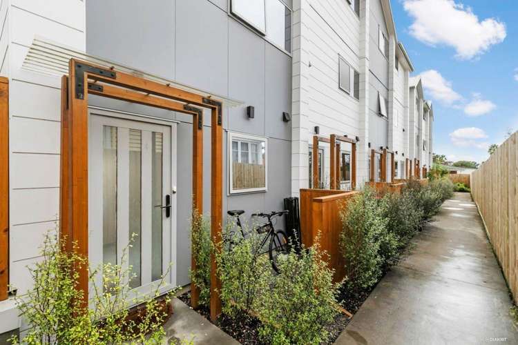 4/7 Flanshaw Road 1802_9