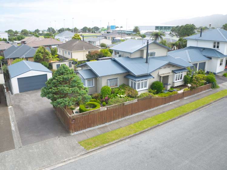 40 Palmerston Street Greymouth_43