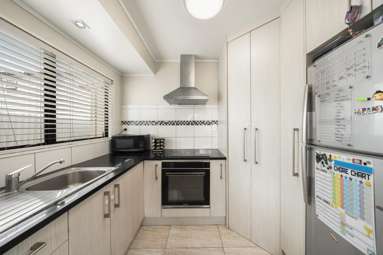 3/187 Buckland Road_3