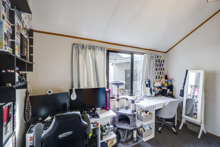 11 Donegal Crescent Tamatea_11