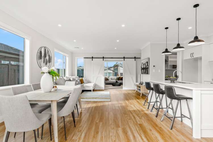 76 Parish Drive Wainui_10