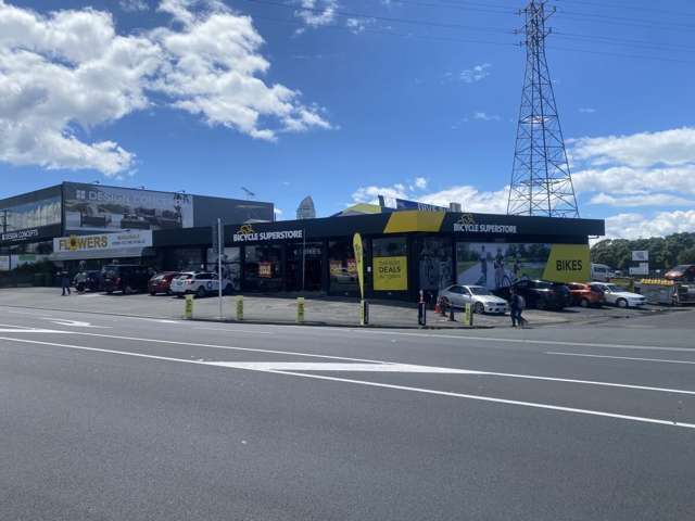 72 Barrys Point Road Takapuna_1