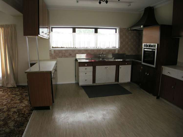 373 Massey Road Mangere East_5