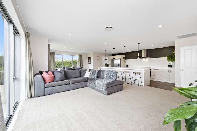 36 Whitcombe Place Darfield_9