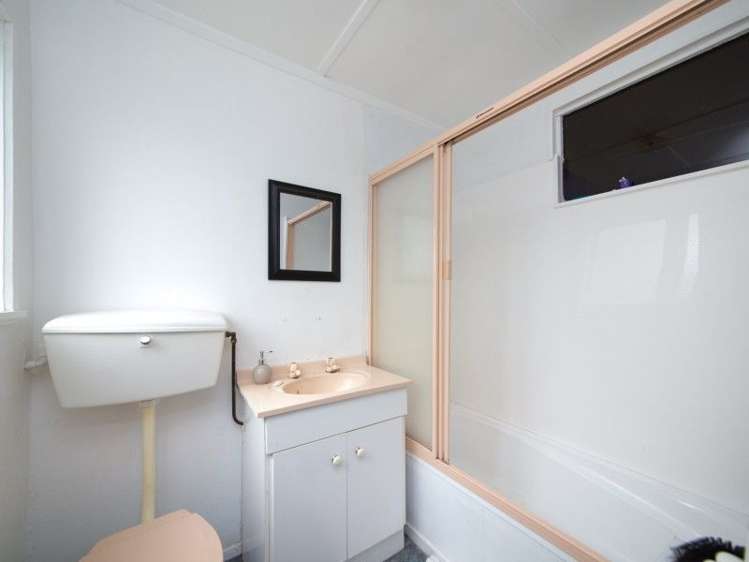 209 Ferguson Street Palmerston North Central_17