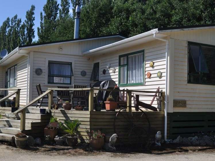 1230 Opaki Kaiparoro Road Mauriceville_21