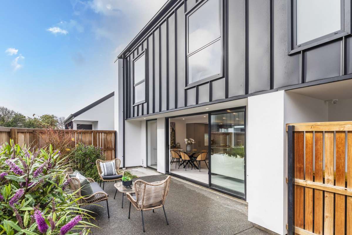 2/143 Cranford Street_0
