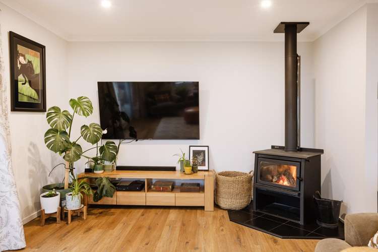 44 and 58 Hilton Road Highcliff_11