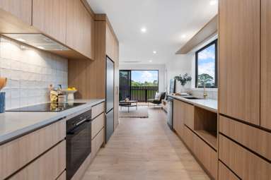 3/49 Taipari Road_2