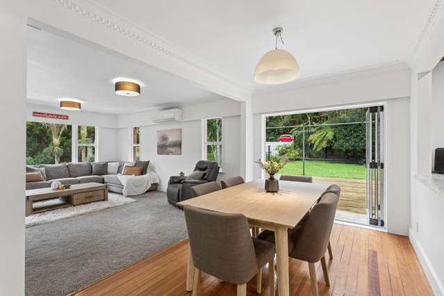 237 Woodlands Park Road Titirangi_4