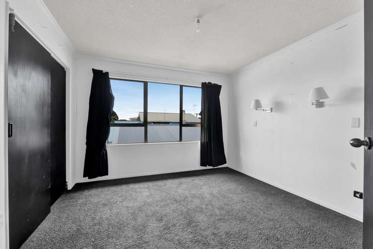 84 Pioneer Road Moturoa_6