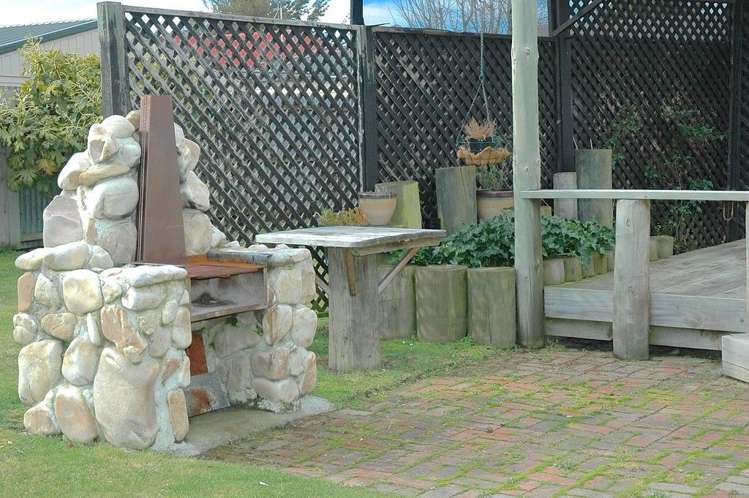 12 School Road Woodend_19