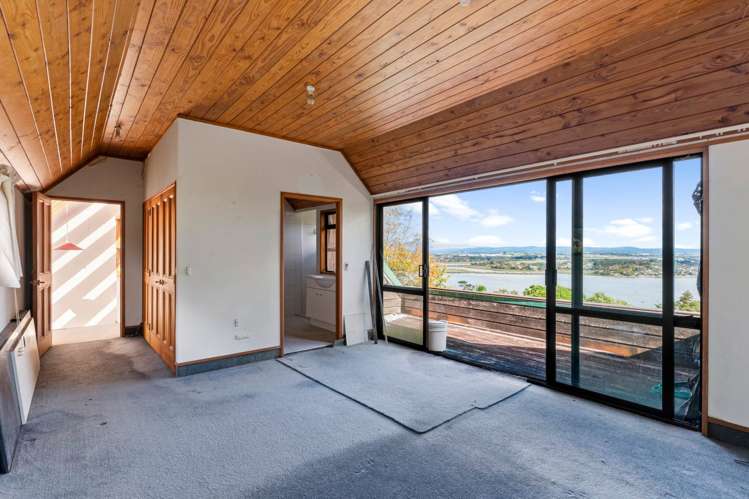 71 Attwood Road Paremoremo_12